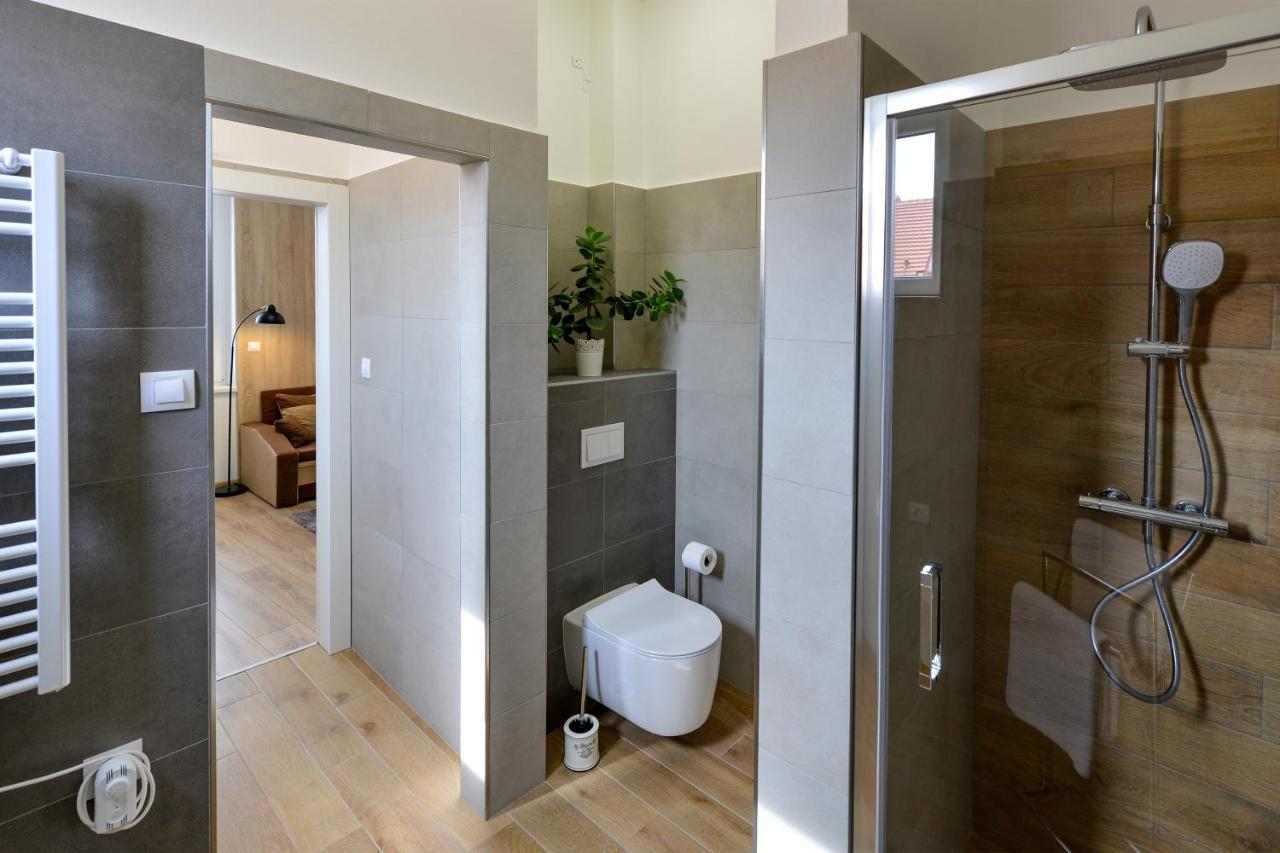 Soho Apartment Písek Extérieur photo